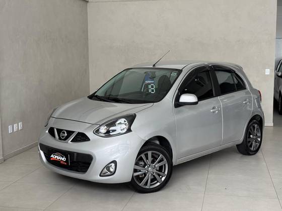NISSAN MARCH 1.6 SL 16V FLEX 4P XTRONIC NISSAN MARCH 1.6 SL 16V FLEX 4P XTRONIC